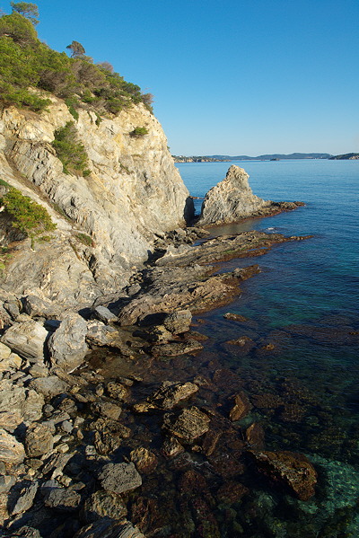 Mediterranean coastline on the Presqu'île de Giens